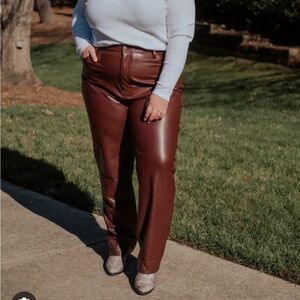 Abercrombie and Fitch Curve Love Vegan Leather 90s Straight Pant Brown NEW NWT​
